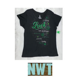 Happy St Patricks Day Black V Neck Shirt XL NWT🤩